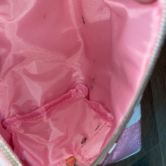 Victoria’s Secret makeup case - Picture 2 of 5